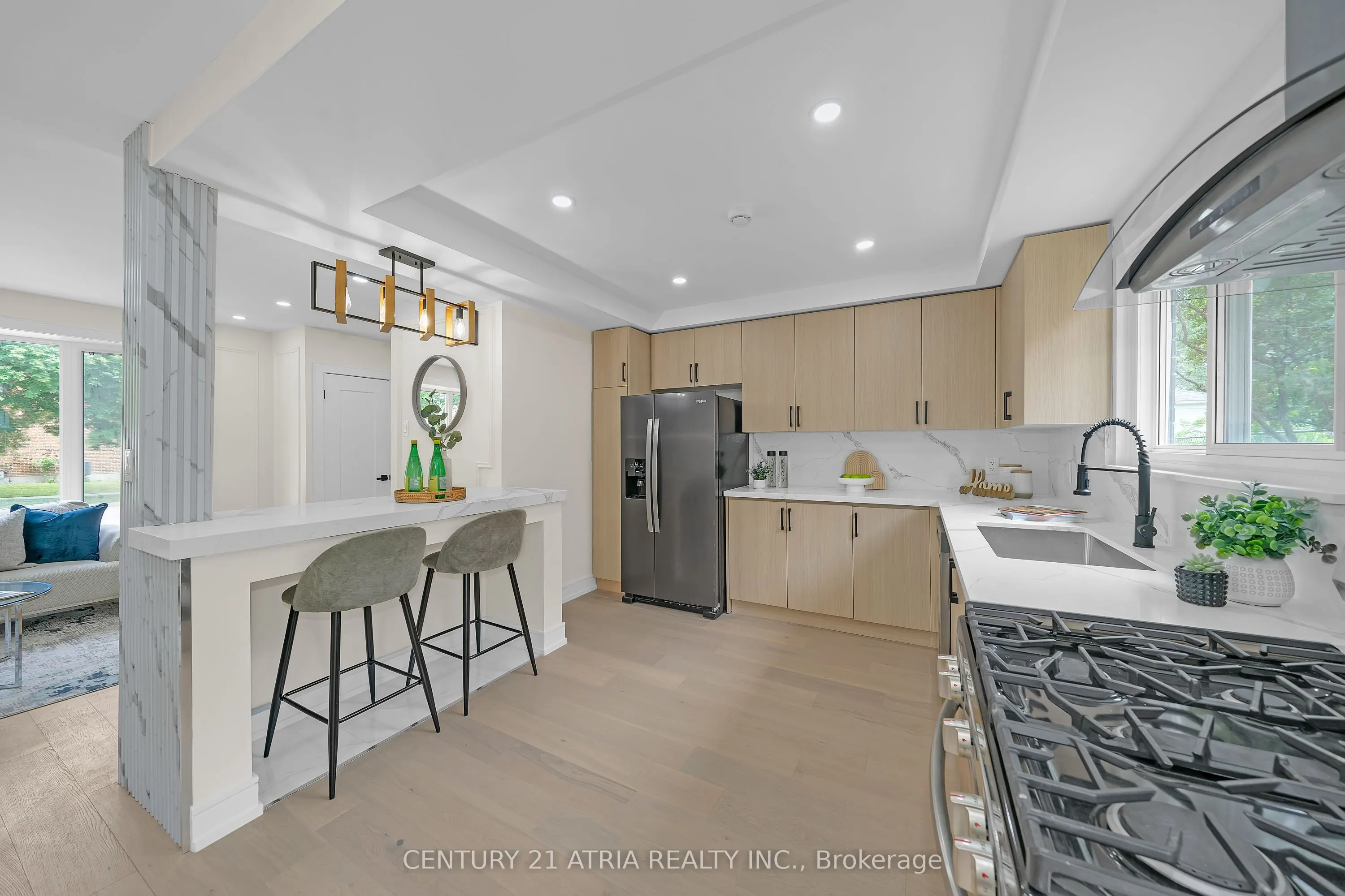 48 Tealham Drive S