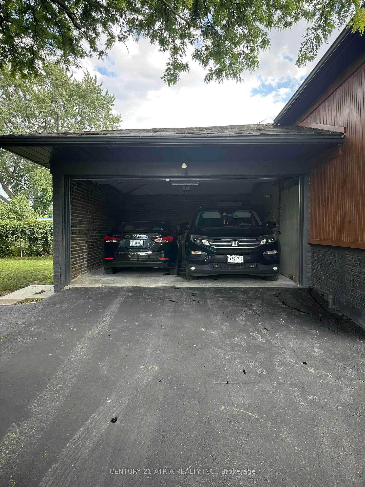 48 Tealham Drive S