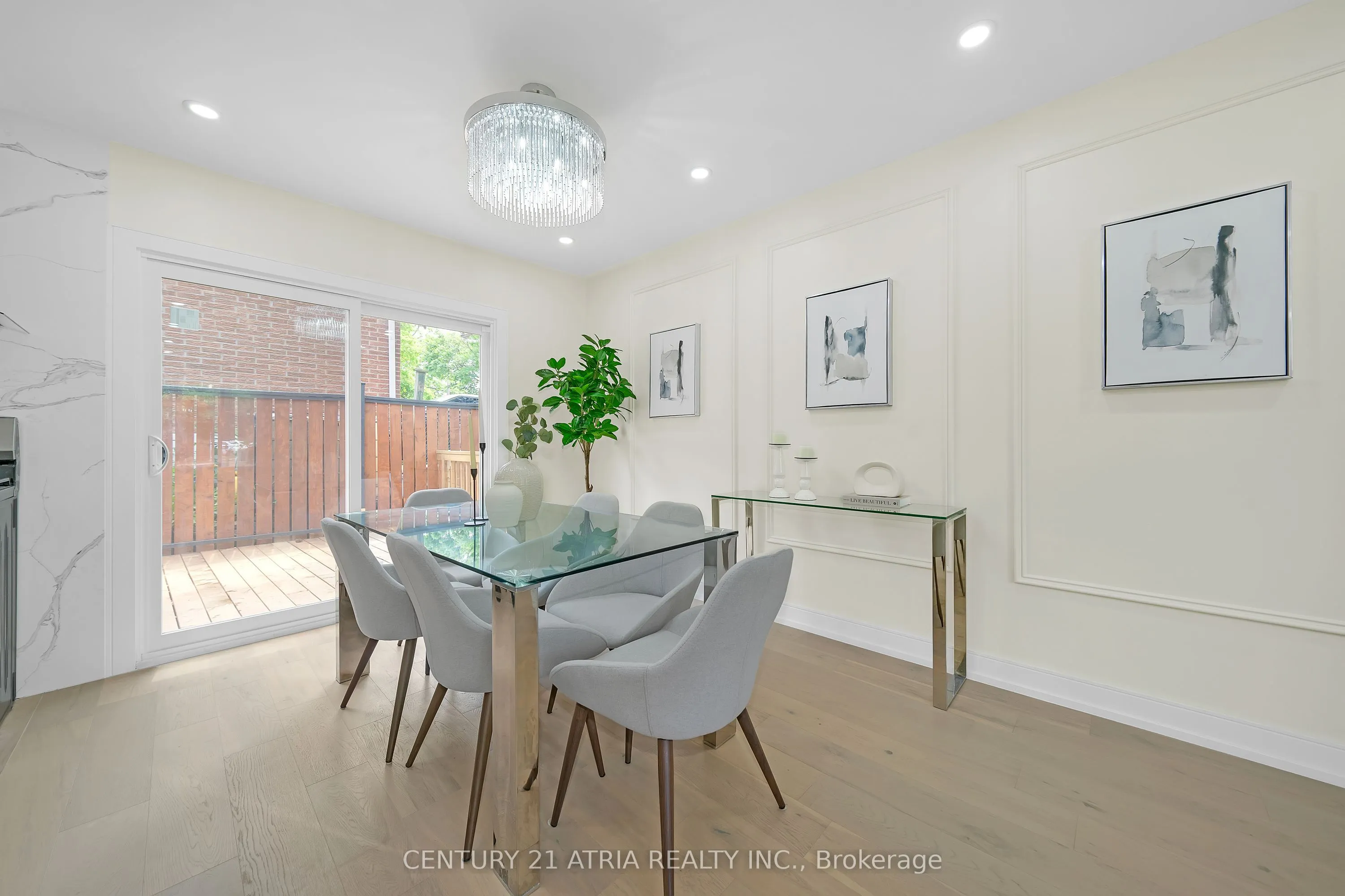 48 Tealham Drive S