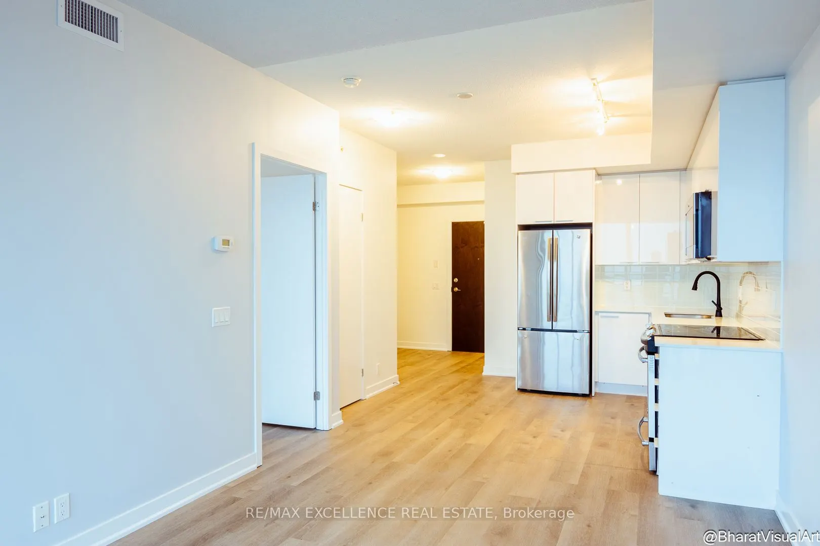 2802 Park Lawn, #10