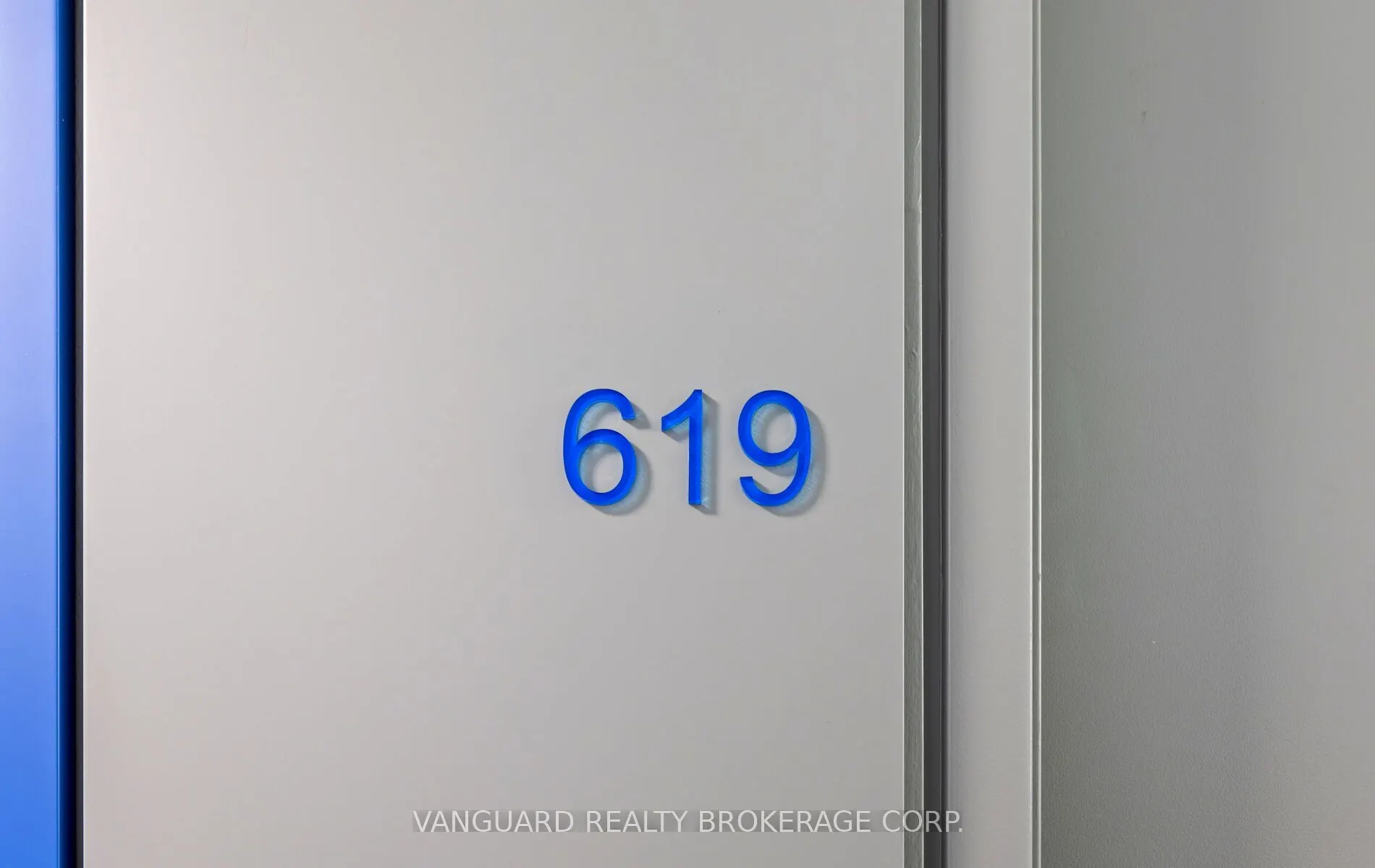 250 Manitoba Street, #619