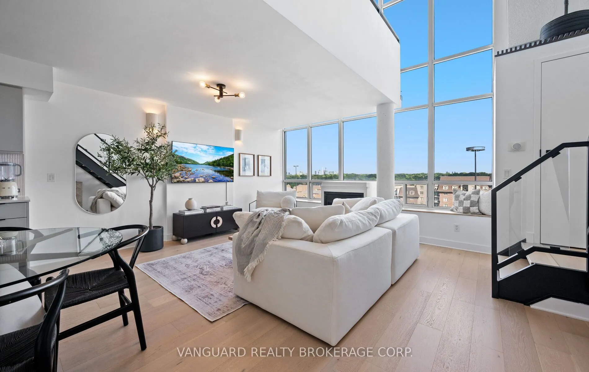 250 Manitoba Street, #619