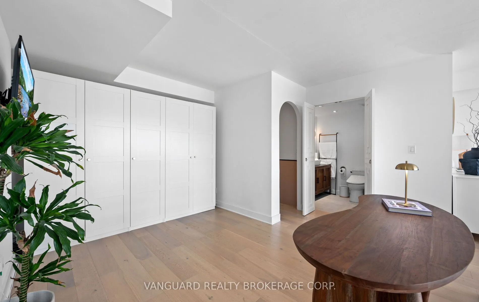 250 Manitoba Street, #619