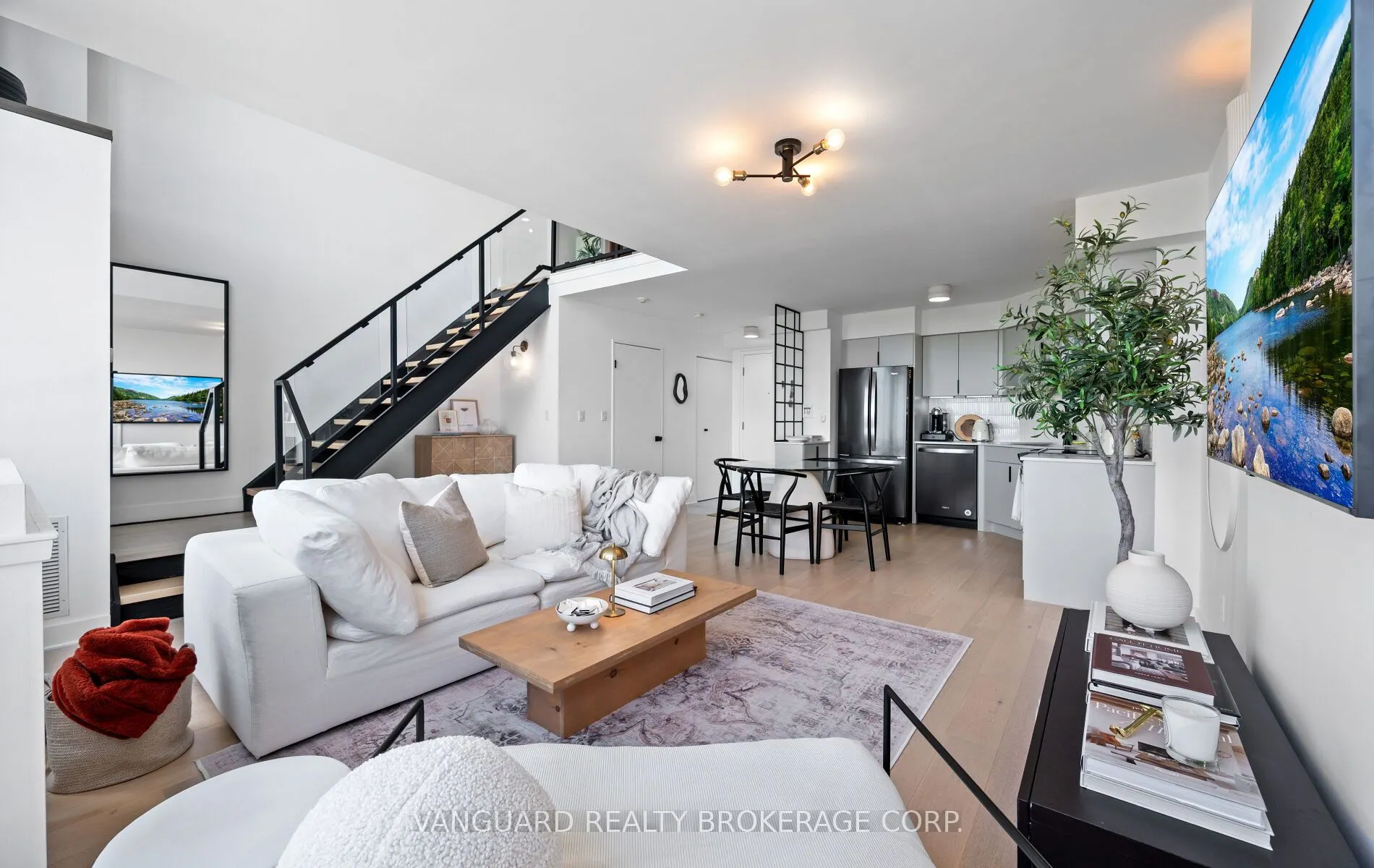 250 Manitoba Street, #619