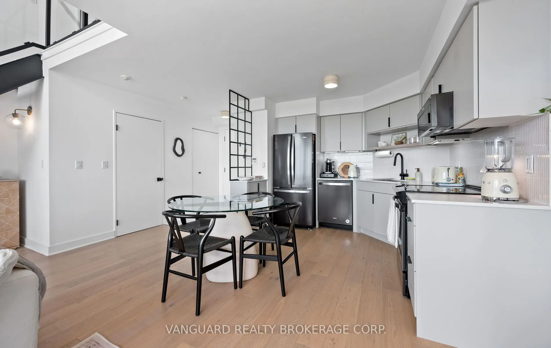 250 Manitoba Street, #619