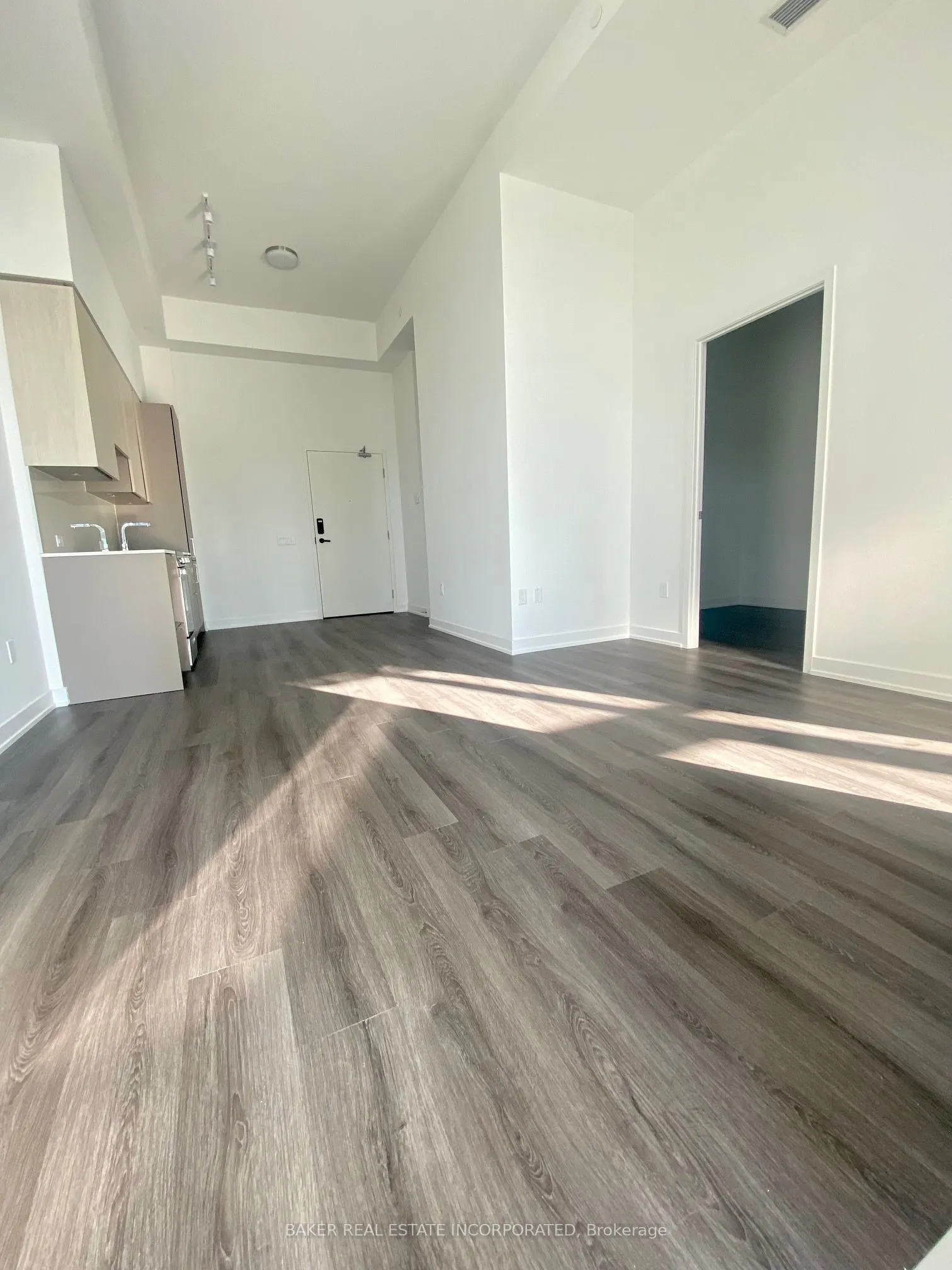 3883 Quartz Road, #604
