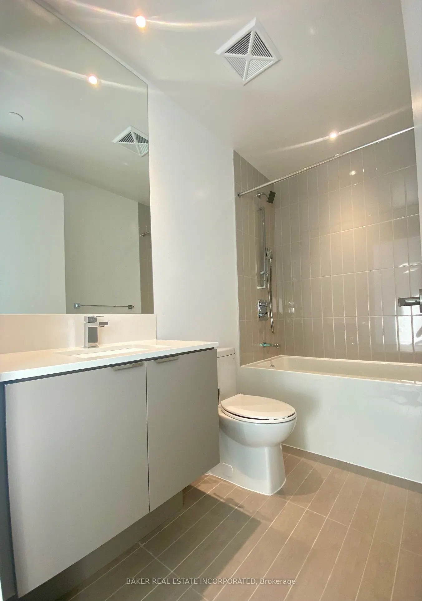 3883 Quartz Road, #604