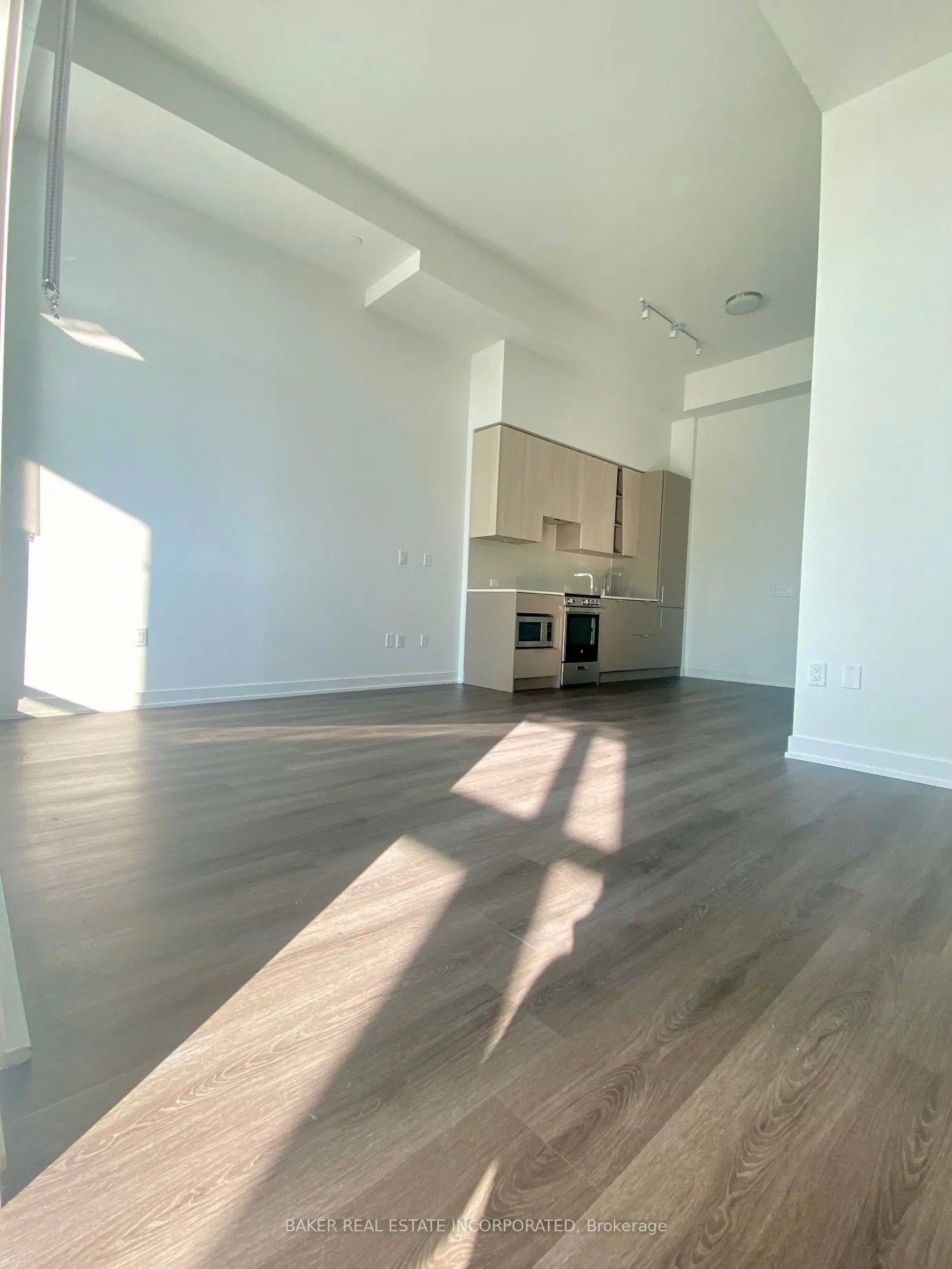 3883 Quartz Road, #604
