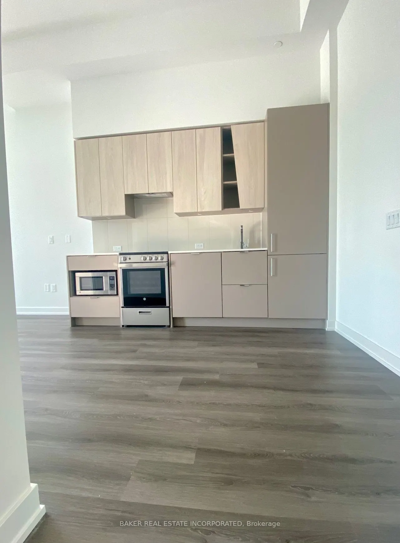 3883 Quartz Road, #604