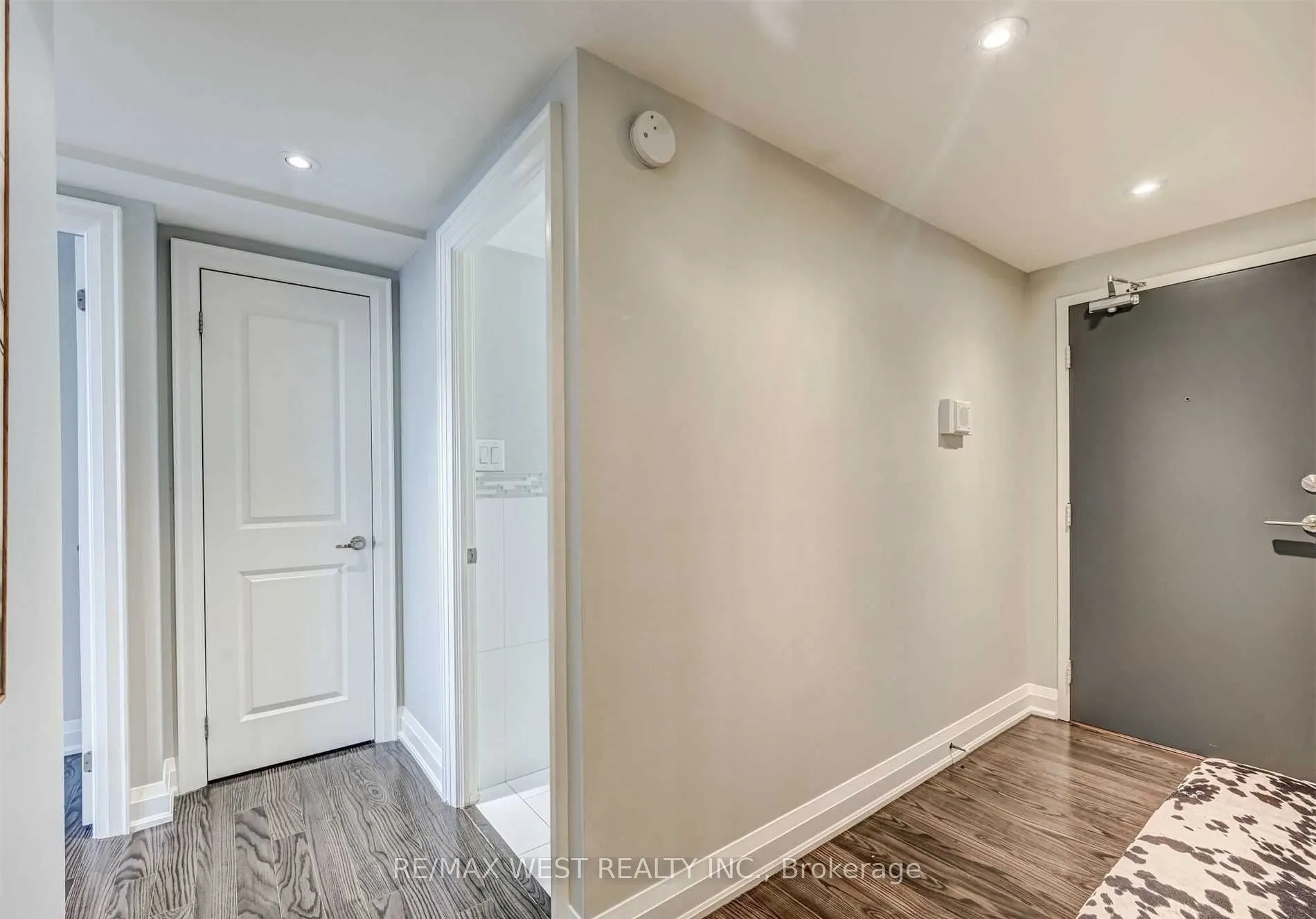 1580 Mississauga Valley Boulevard, #1203