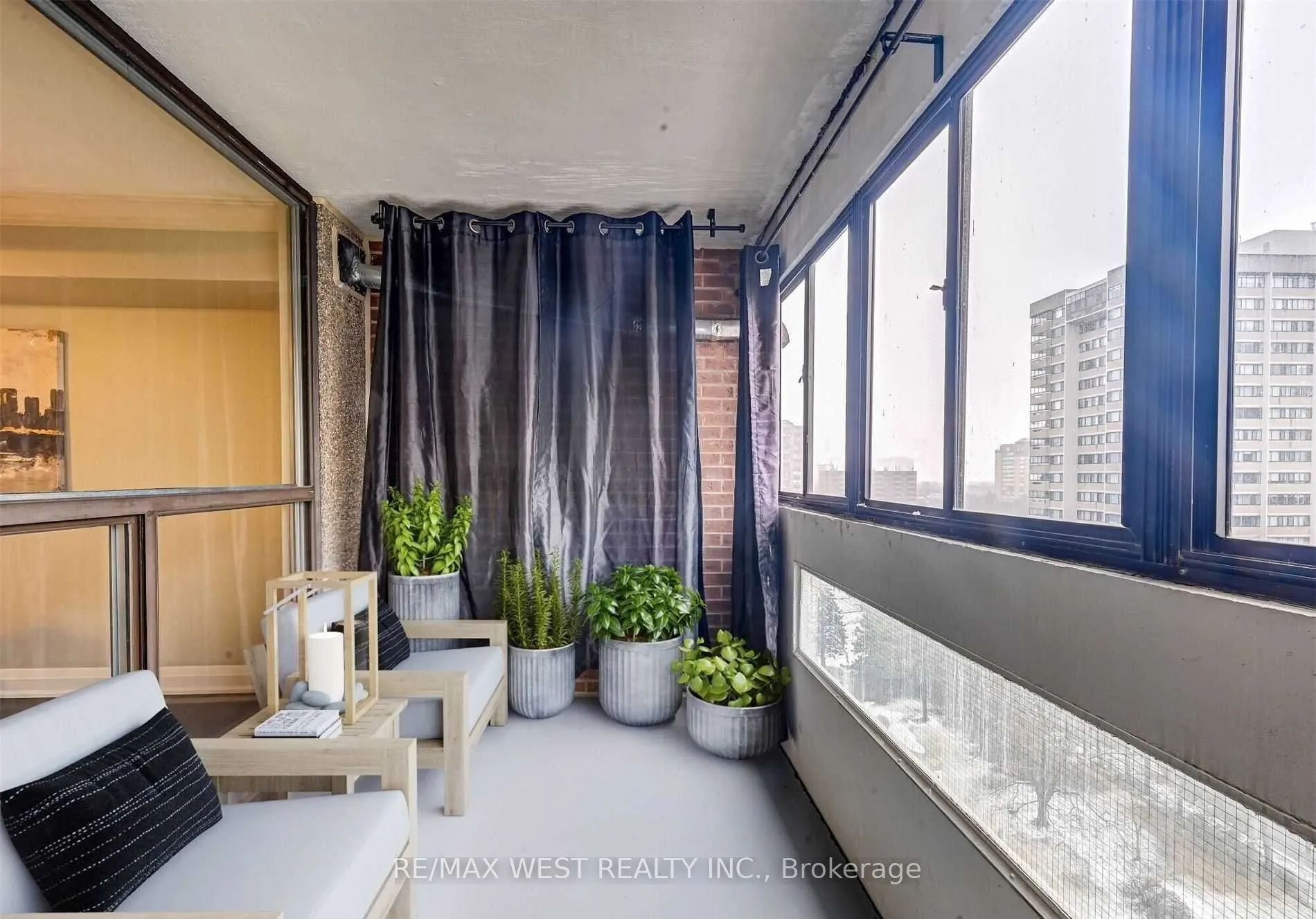 1580 Mississauga Valley Boulevard, #1203