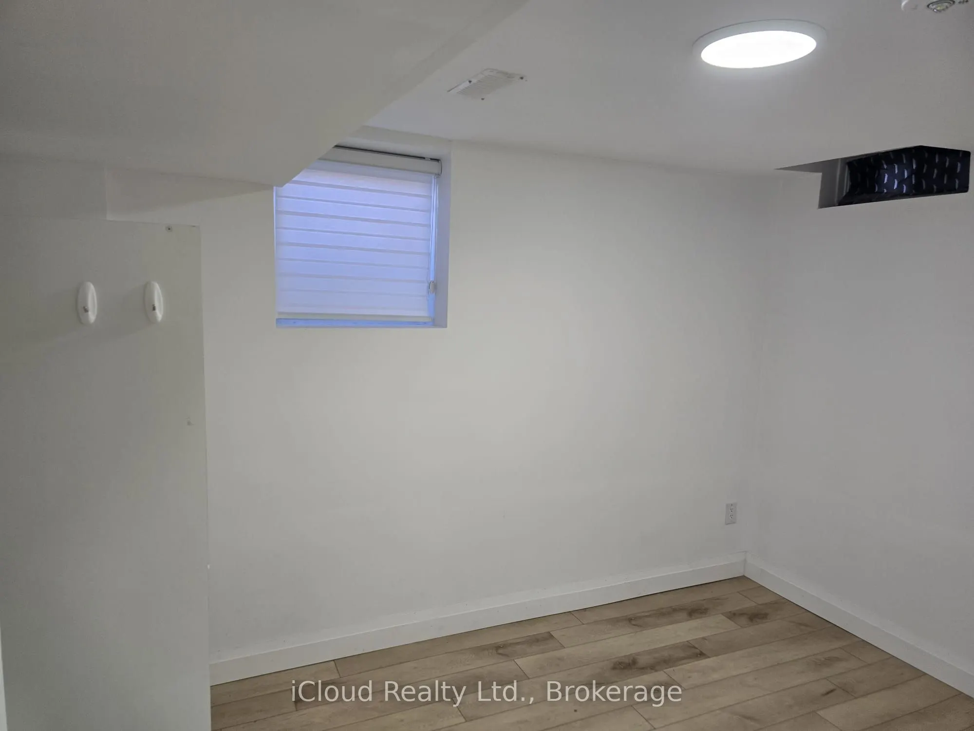 1070 Galesway Boulevard, #BSMNT