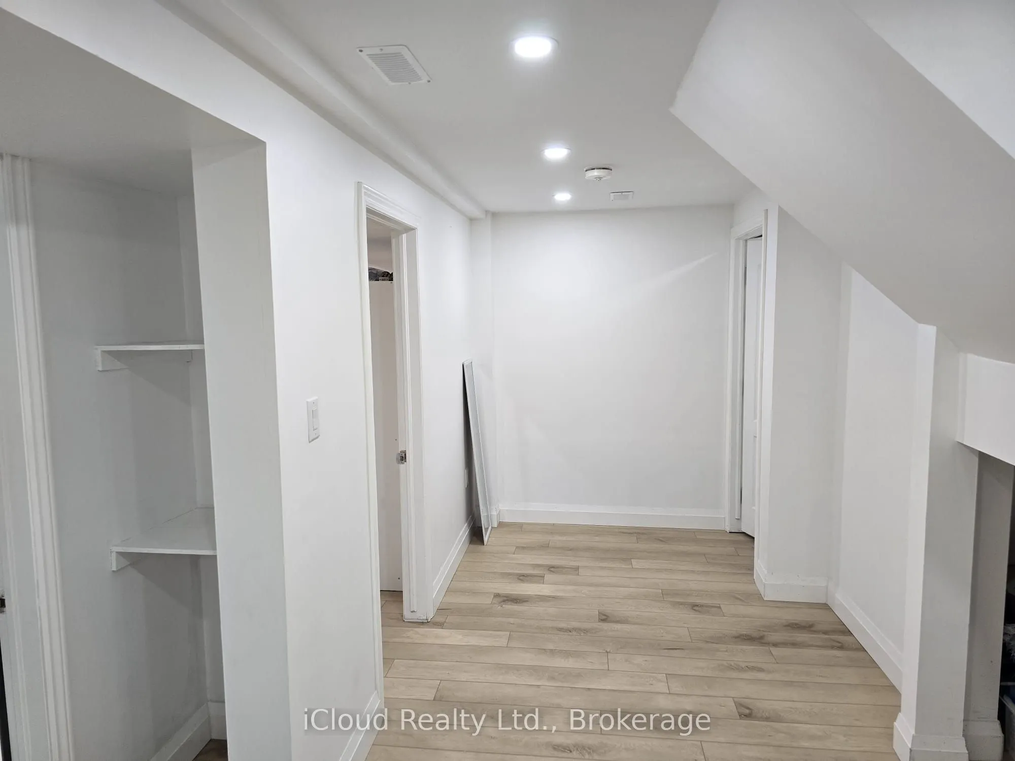 1070 Galesway Boulevard, #BSMNT