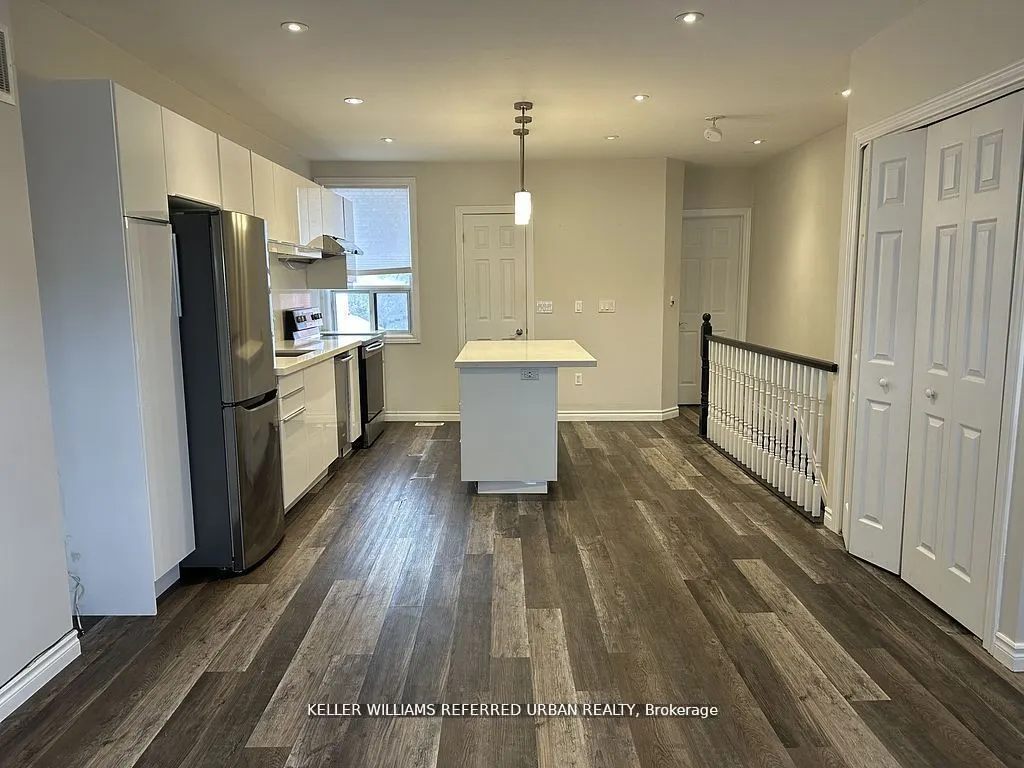 735 Dupont Street, #2