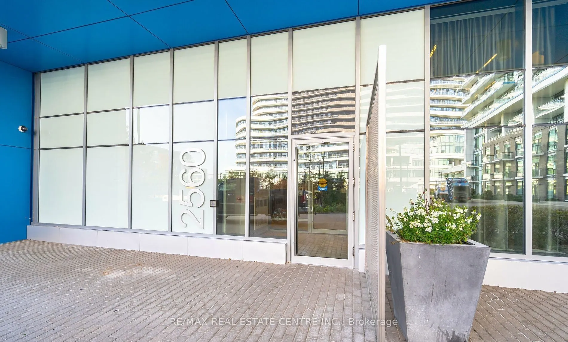 2560 Eglinton Avenue, #1607