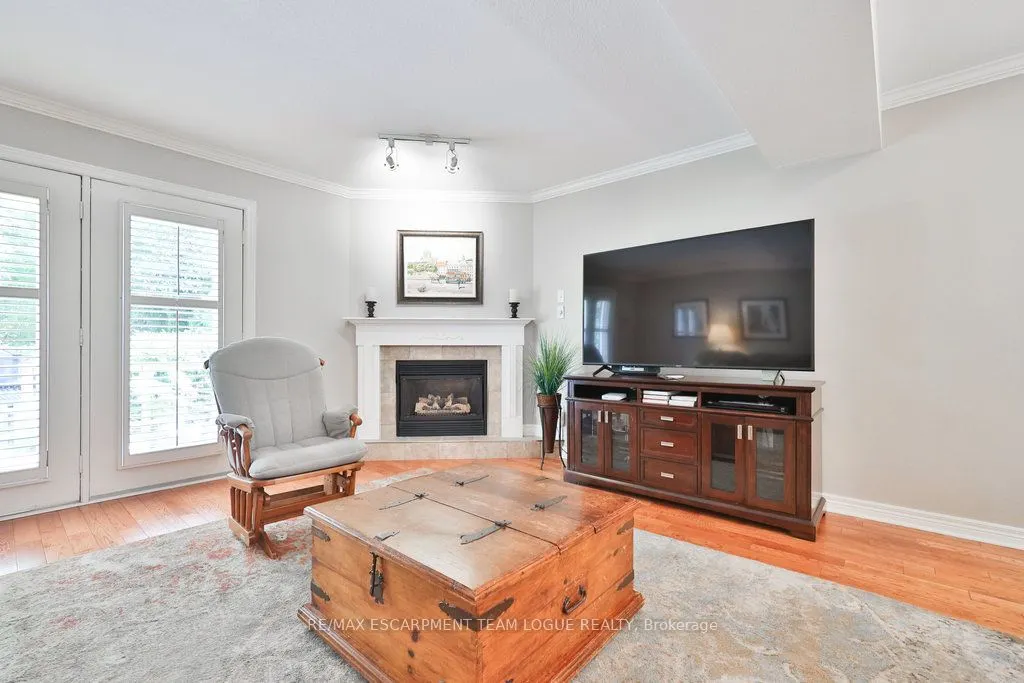 1083 Augustus Drive