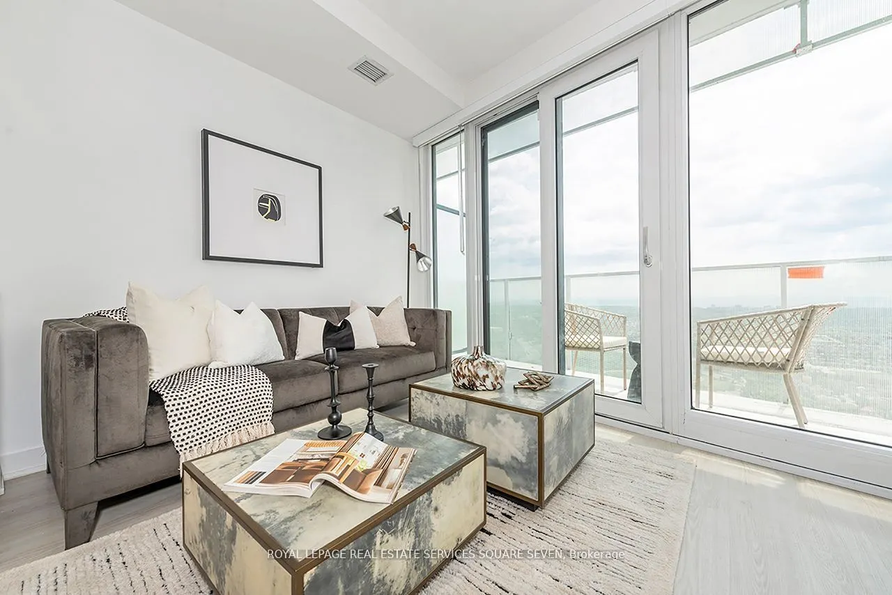 3883 Quartz Road