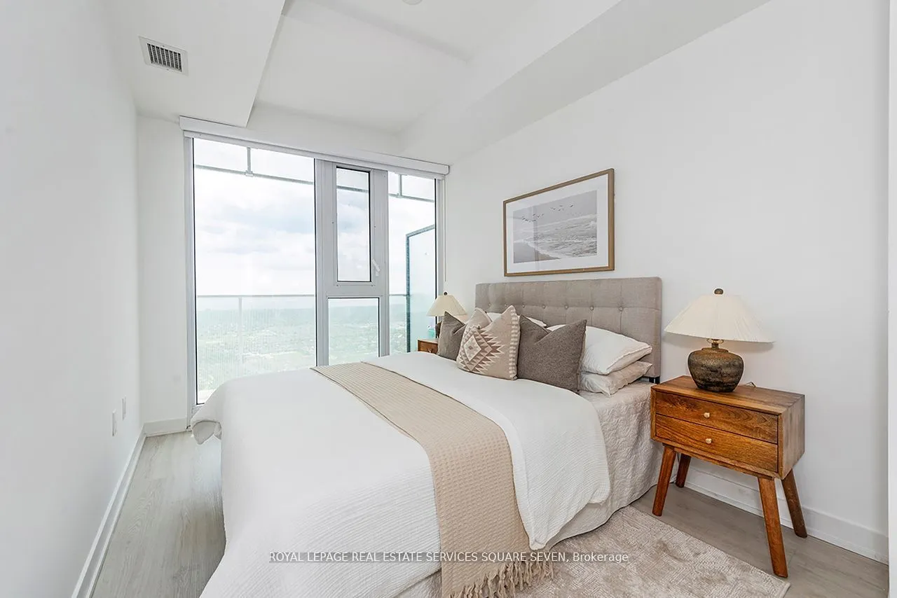 3883 Quartz Road