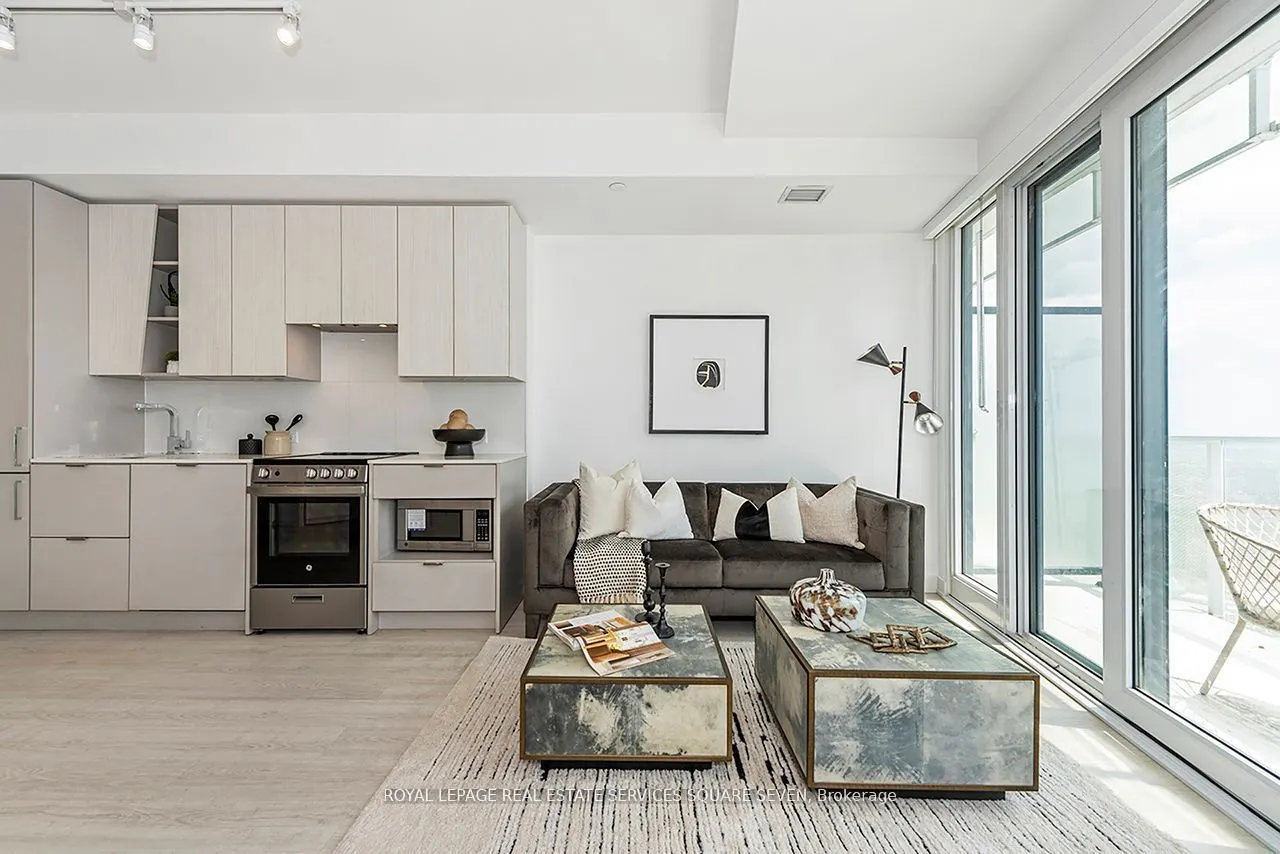 3883 Quartz Road