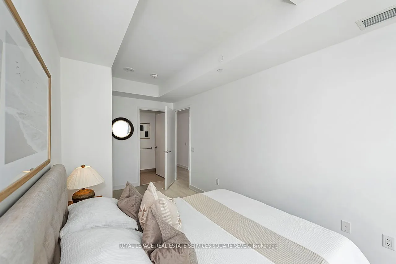 3883 Quartz Road