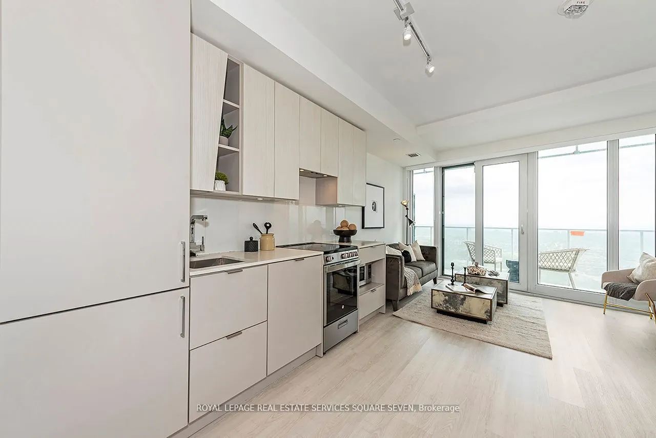 3883 Quartz Road