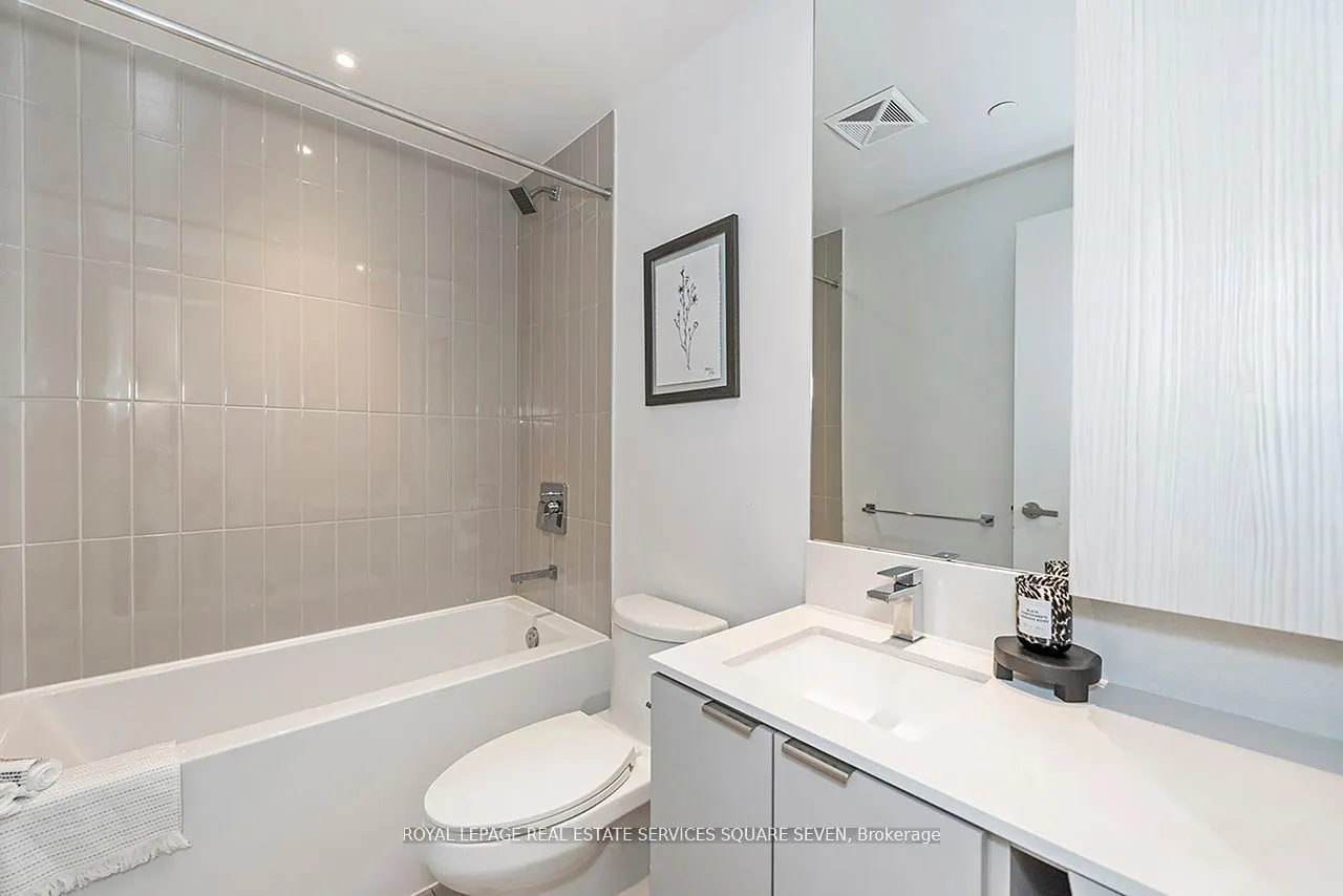 3883 Quartz Road