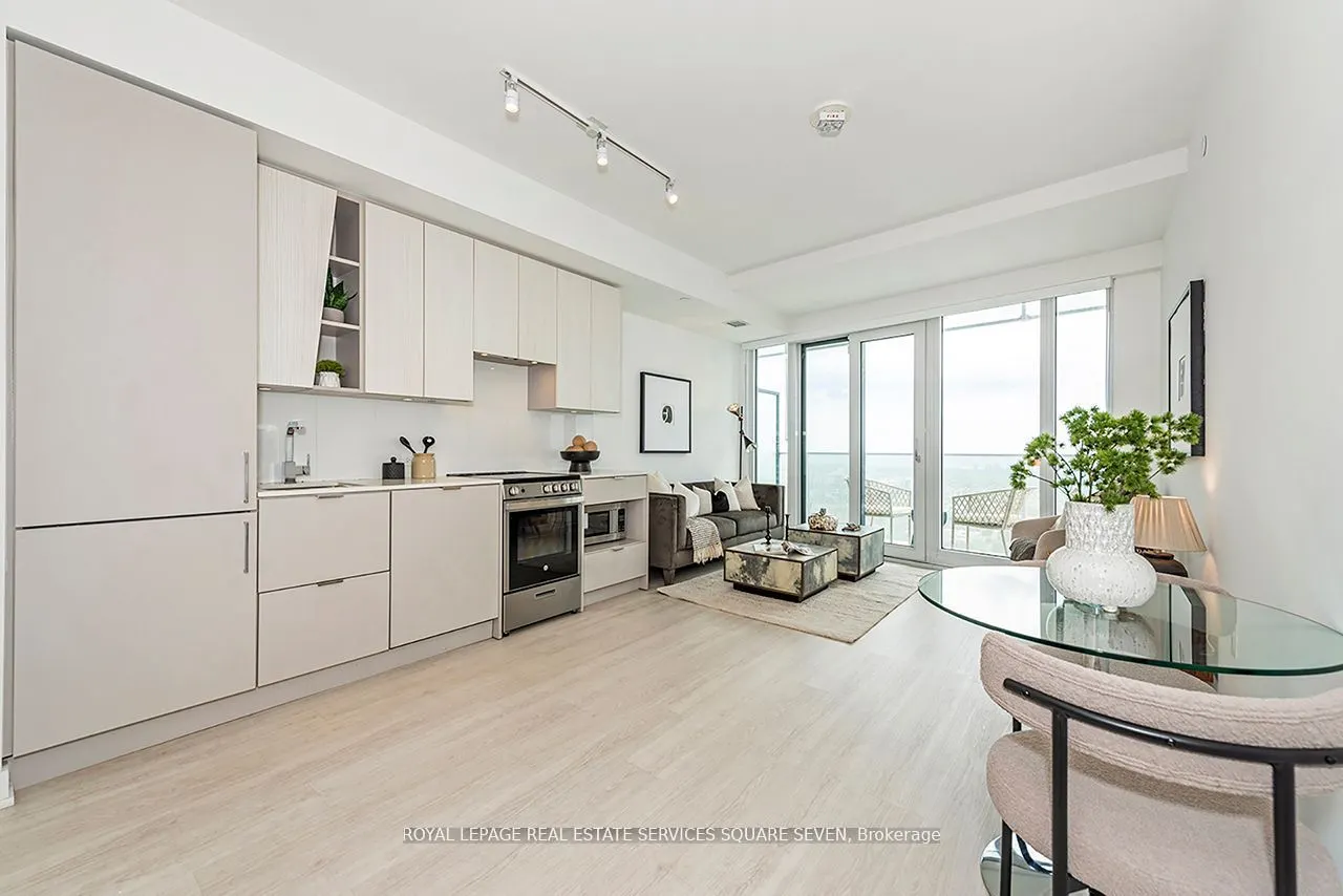 3883 Quartz Road