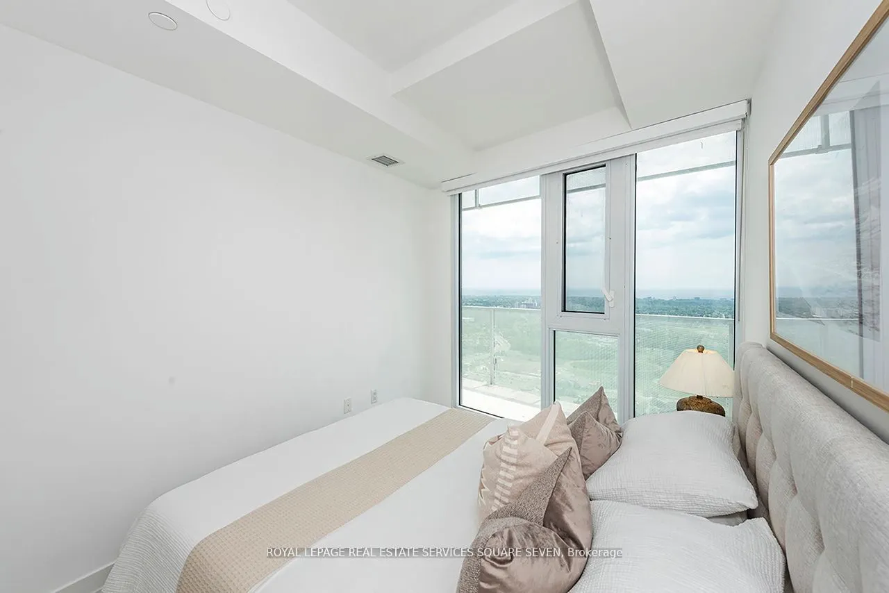 3883 Quartz Road