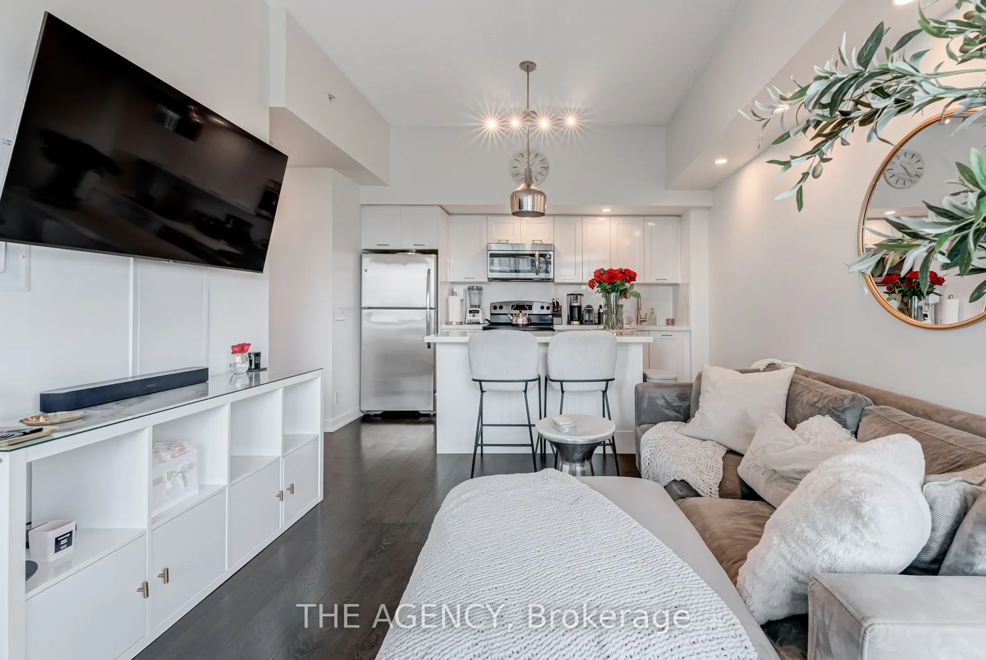 2212 Lake Shore Boulevard, #815