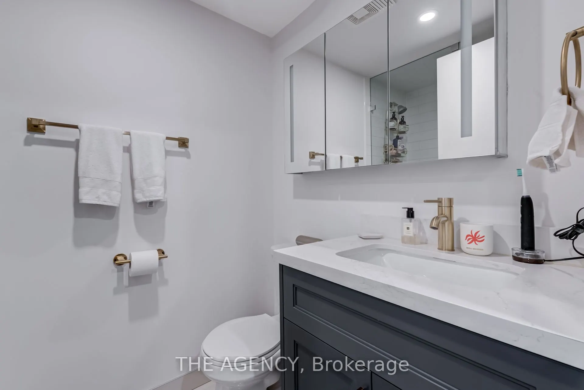 2212 Lake Shore Boulevard, #815