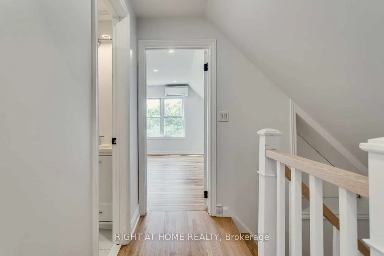 76 Glendale Avenue, #Upper