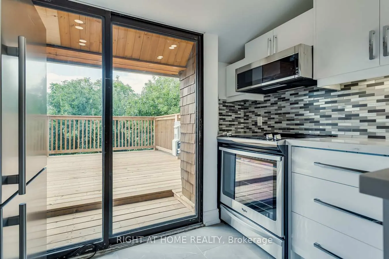 76 Glendale Avenue, #Upper