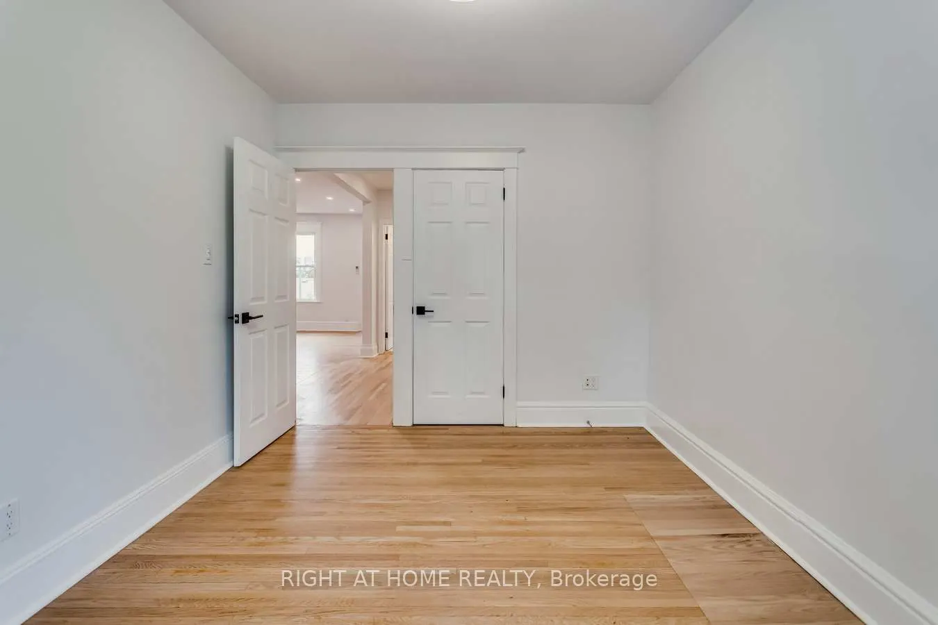 76 Glendale Avenue, #Upper