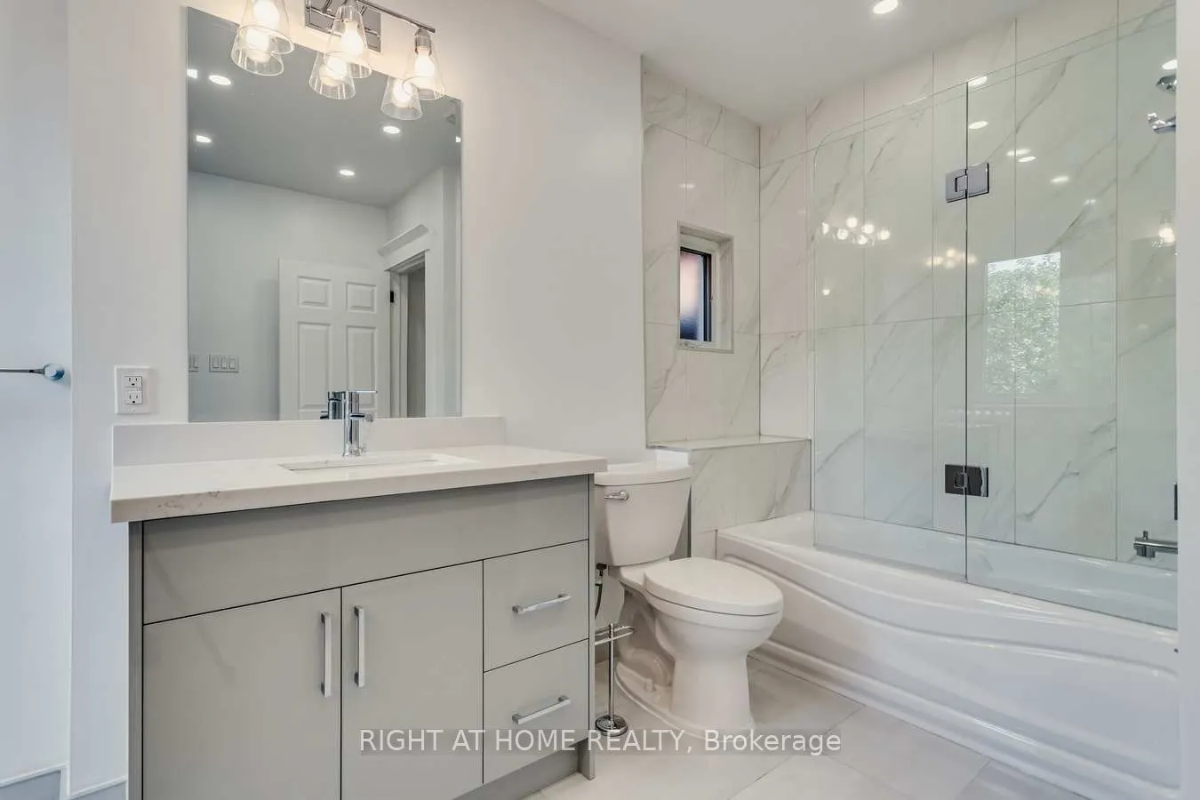 76 Glendale Avenue, #Upper