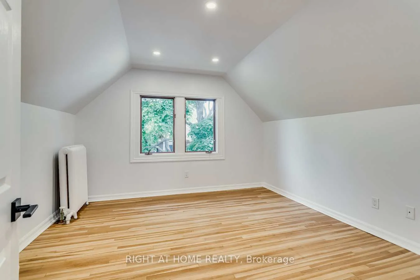 76 Glendale Avenue, #Upper
