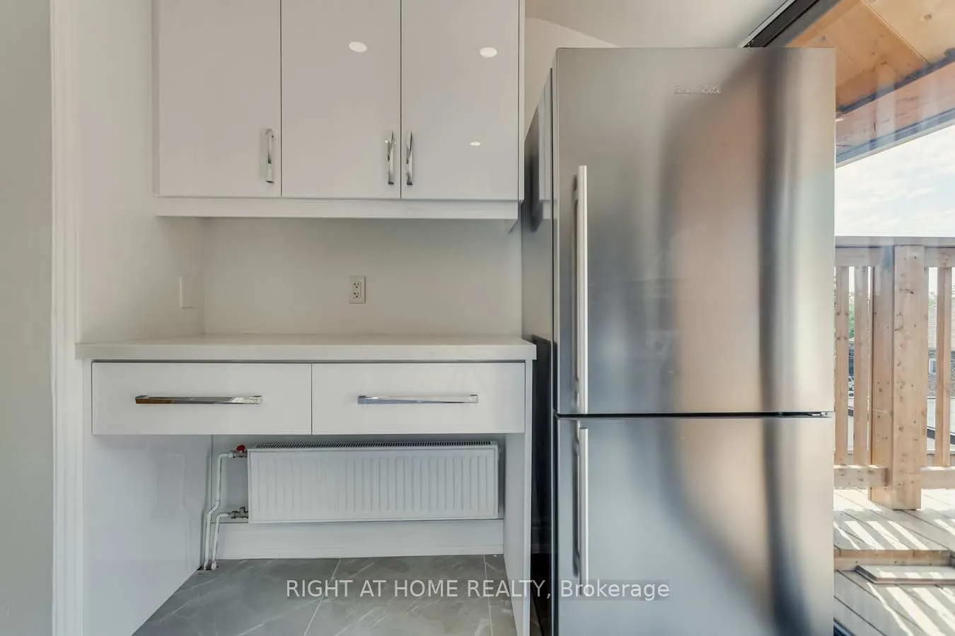 76 Glendale Avenue, #Upper