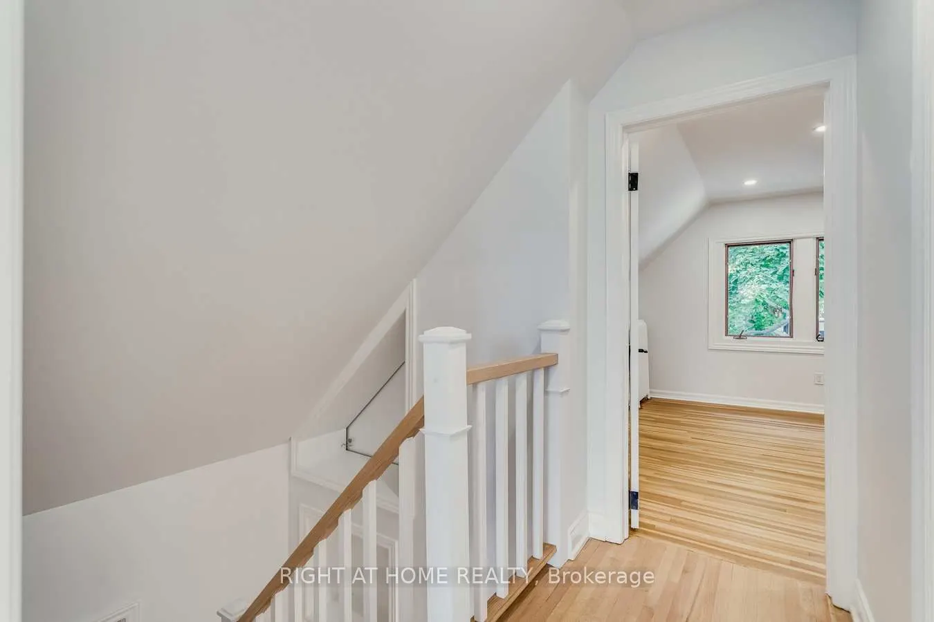 76 Glendale Avenue, #Upper