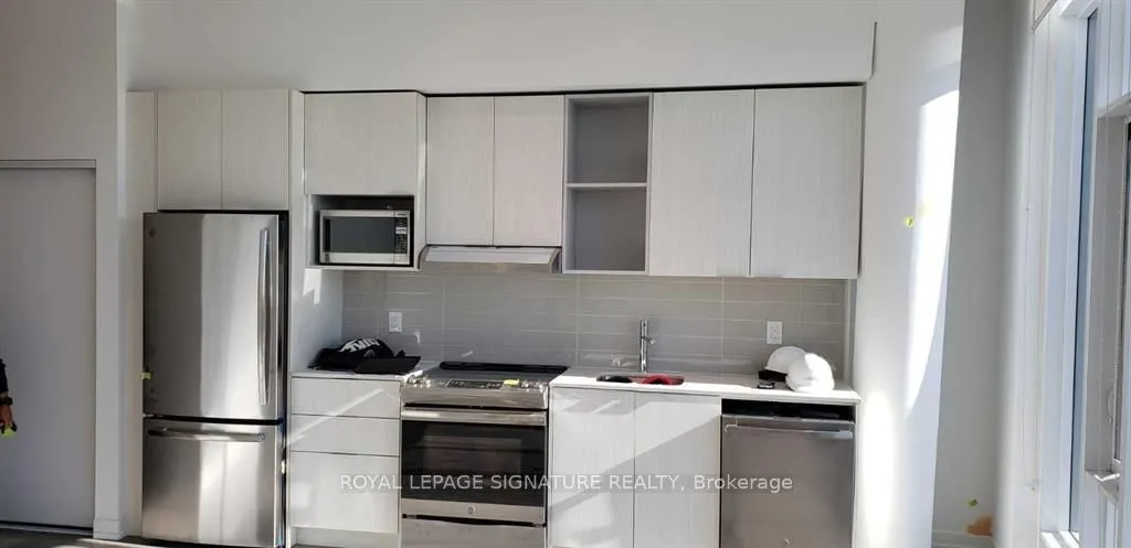 2520 Eglinton Avenue W, #1905