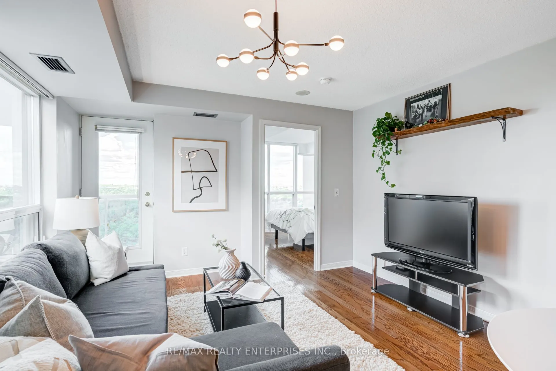 2545 Erin Centre Boulevard, #1511