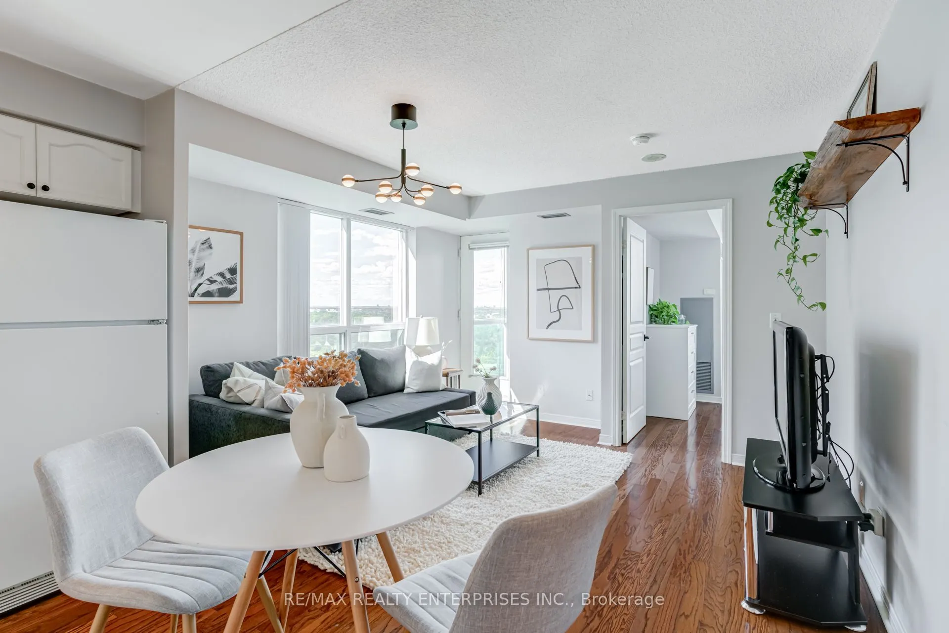 2545 Erin Centre Boulevard, #1511