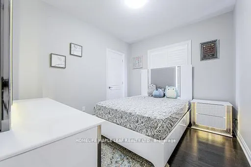 16 Dairymaid Road