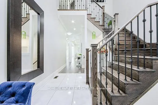 16 Dairymaid Road