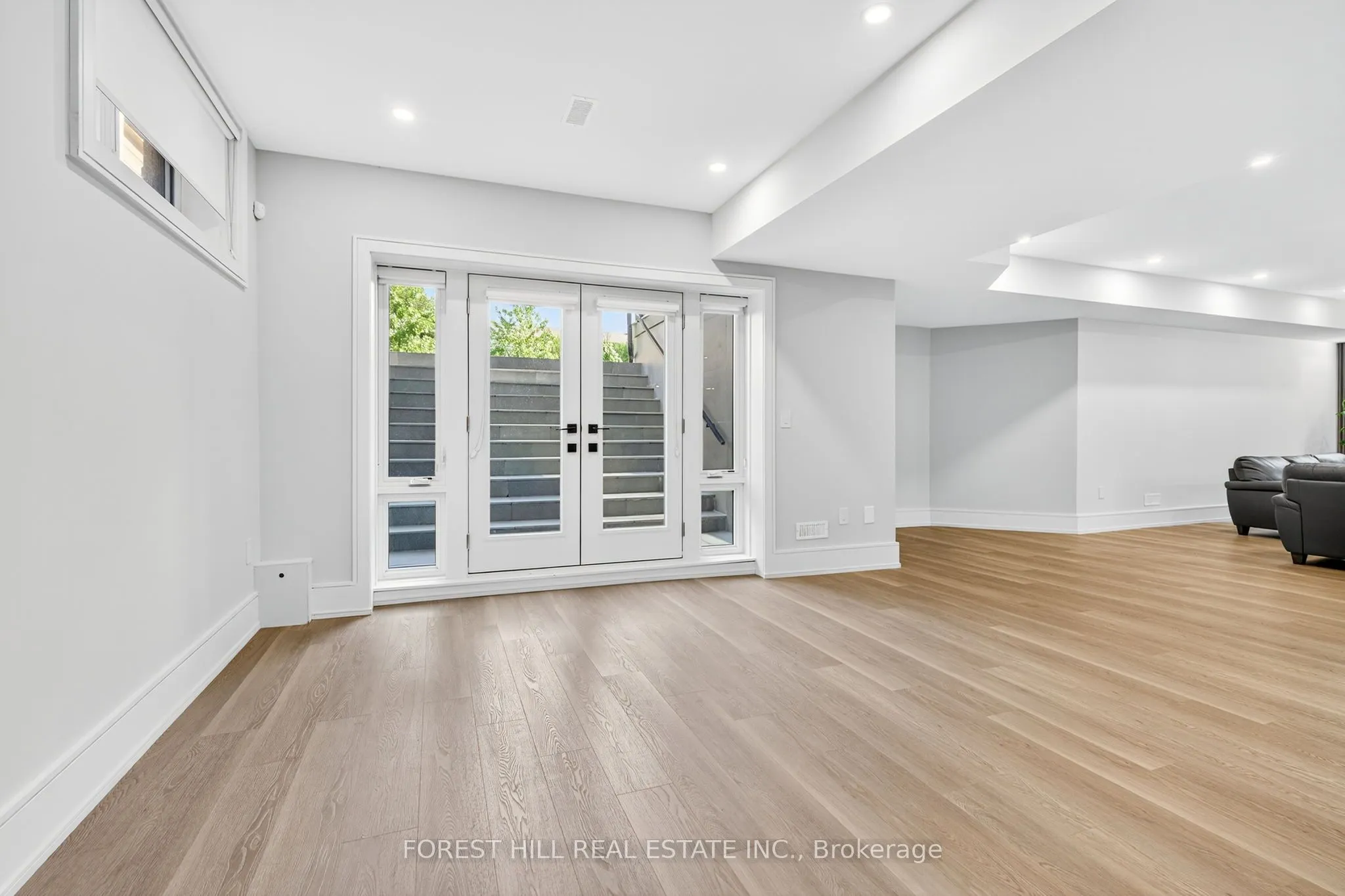 221 Morden Road