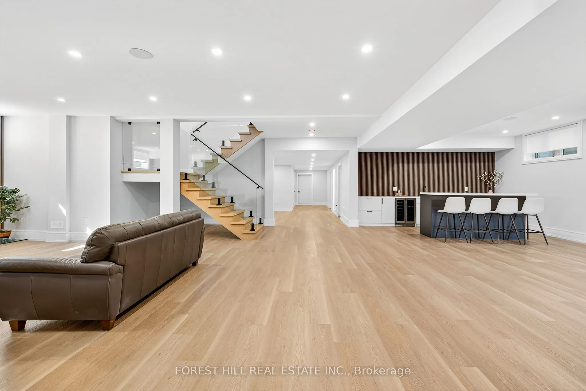 221 Morden Road