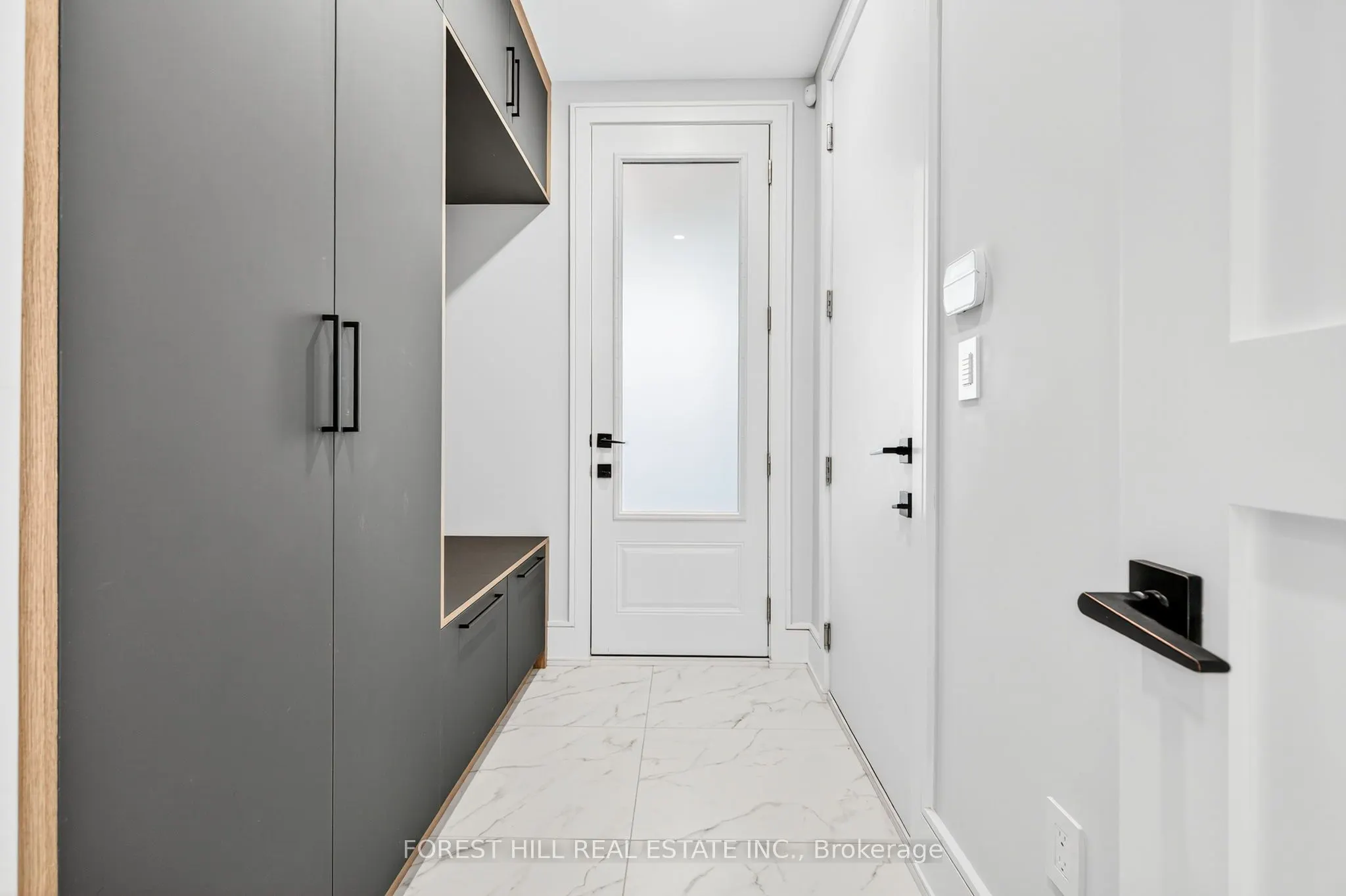 221 Morden Road