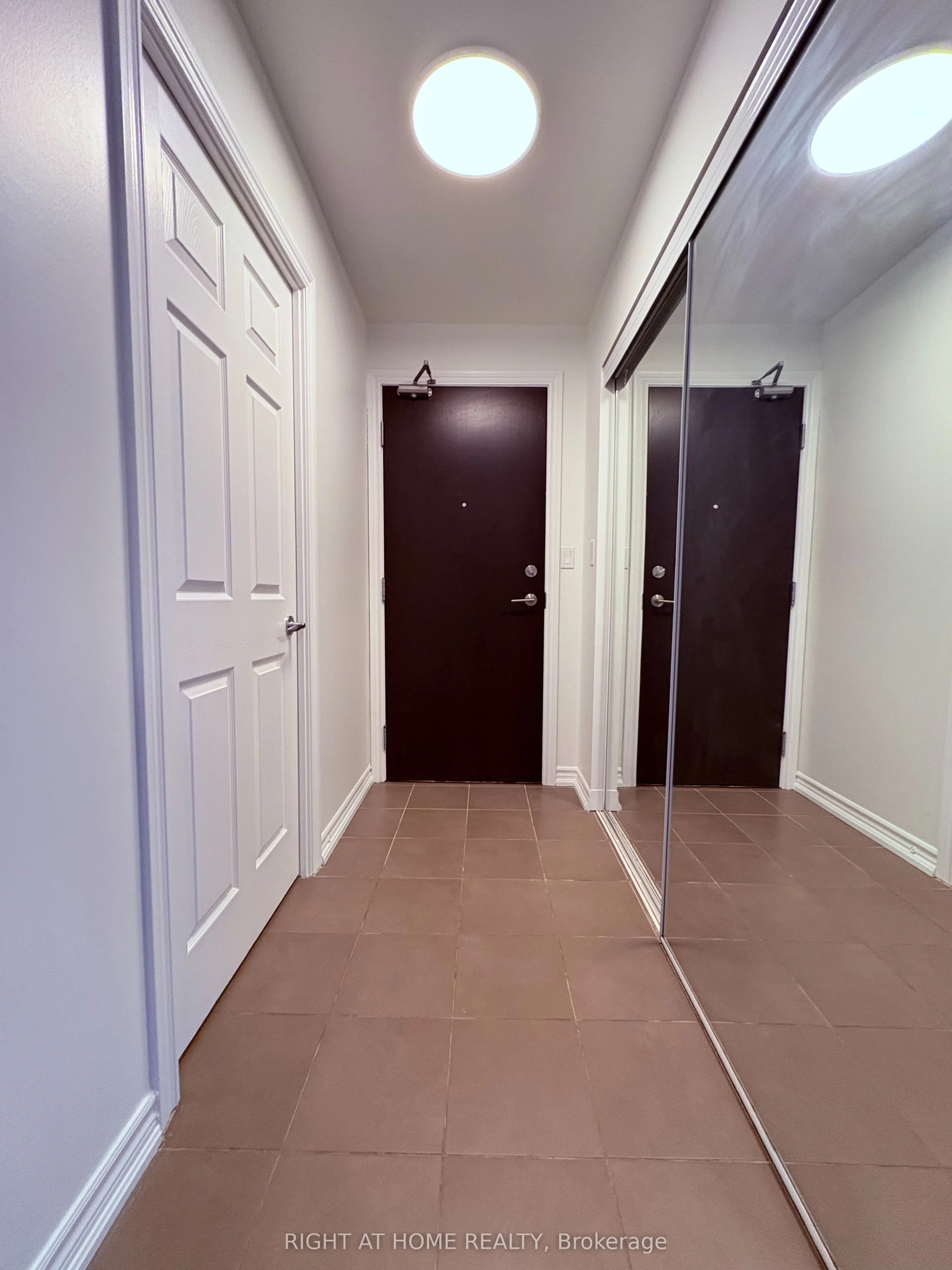 3504 Hurontario Street, #3503