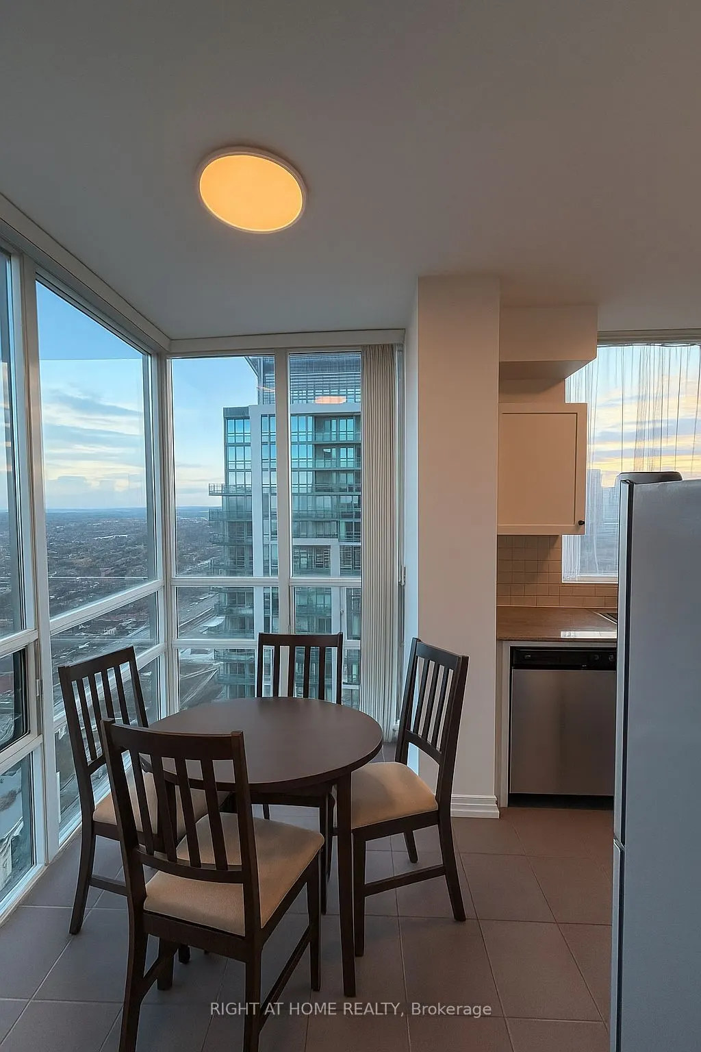 3504 Hurontario Street, #3503