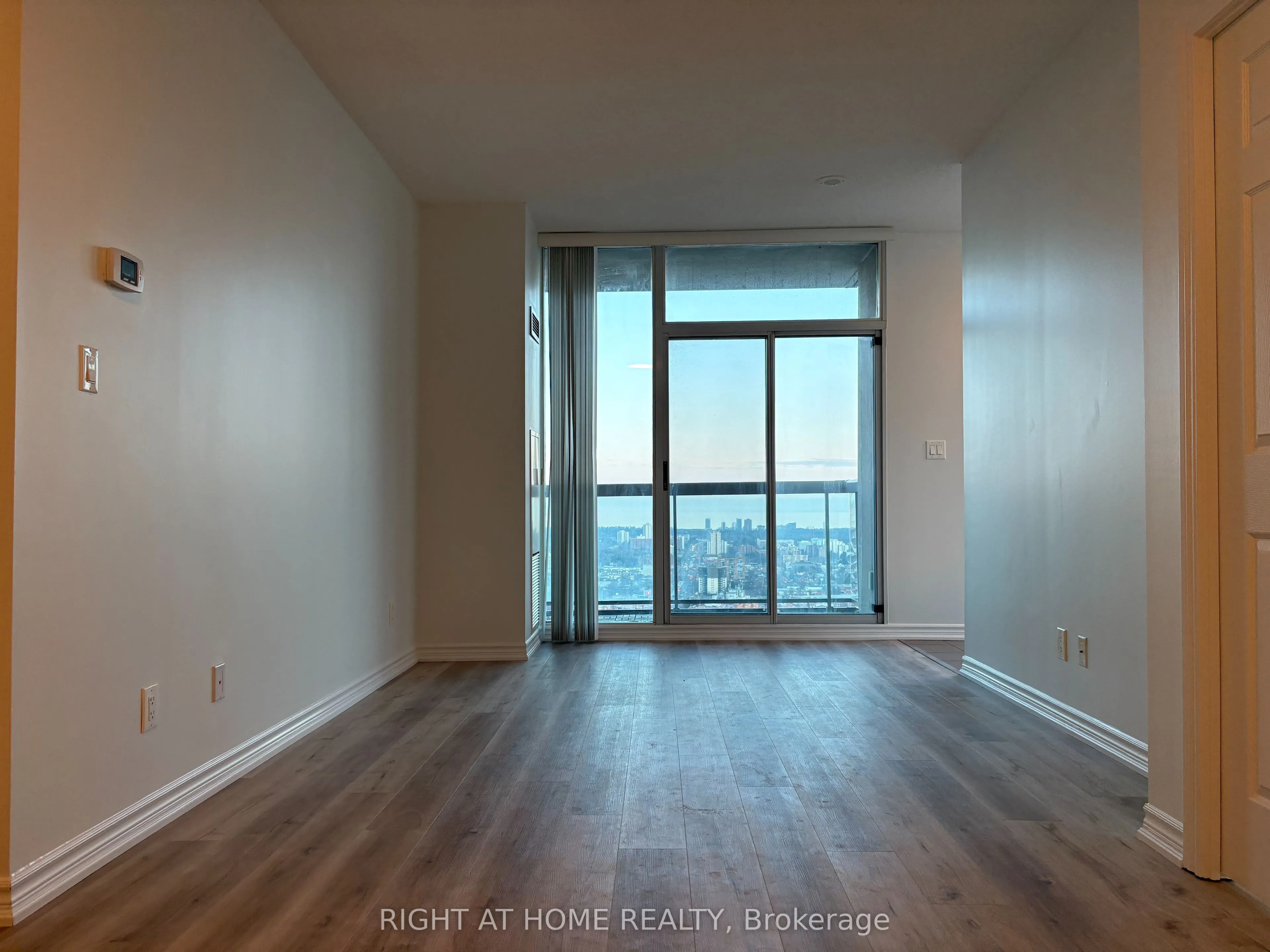 3504 Hurontario Street, #3503