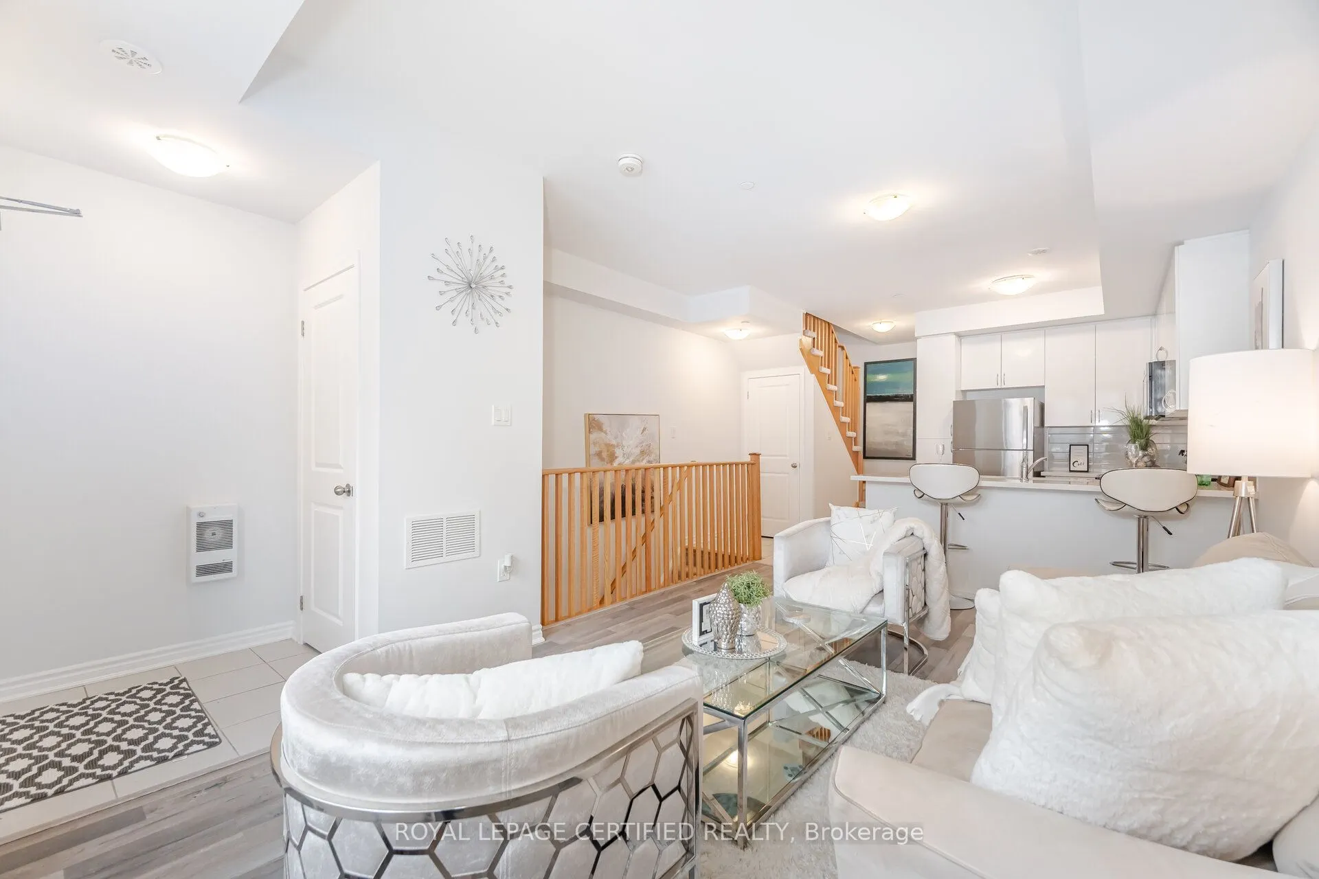 1150 Stroud Lane, #4