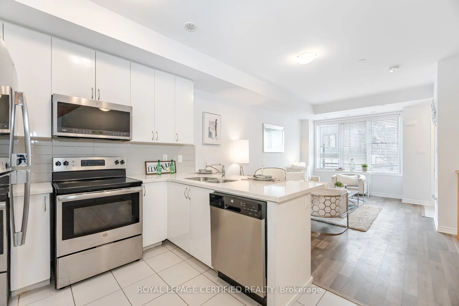 1150 Stroud Lane, #4